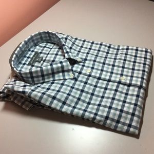 Men’s TXL Buttoned Down Shirt NWOT